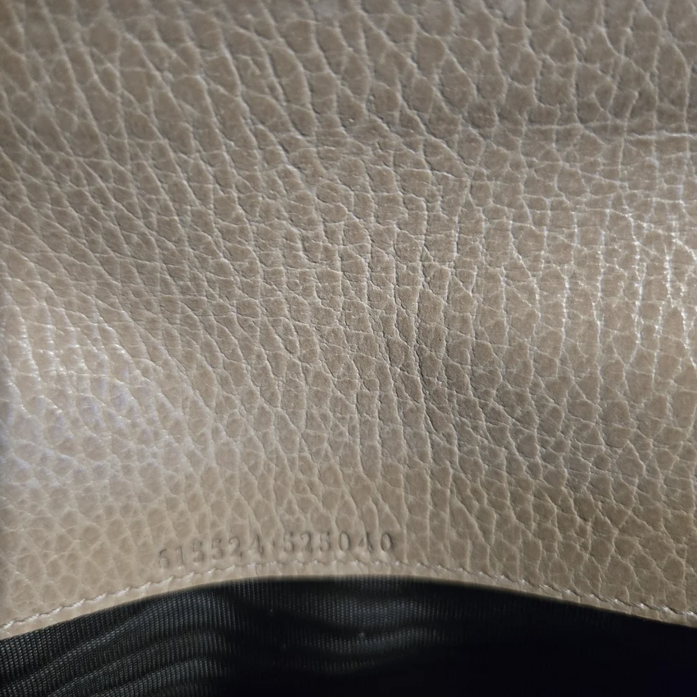 Gucci Interlocking GG Camelia Soft Leather Wallet Marmont Light Beige LIKE NEW